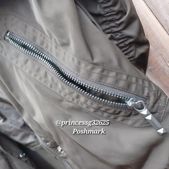 ๐ก๐ข๐ก๐ฆ๐ฌ๐ ๐ท๐ ๐น๐ฑ๐จ๐ Army Green Bomber Jacket M - Picture 10 of 16